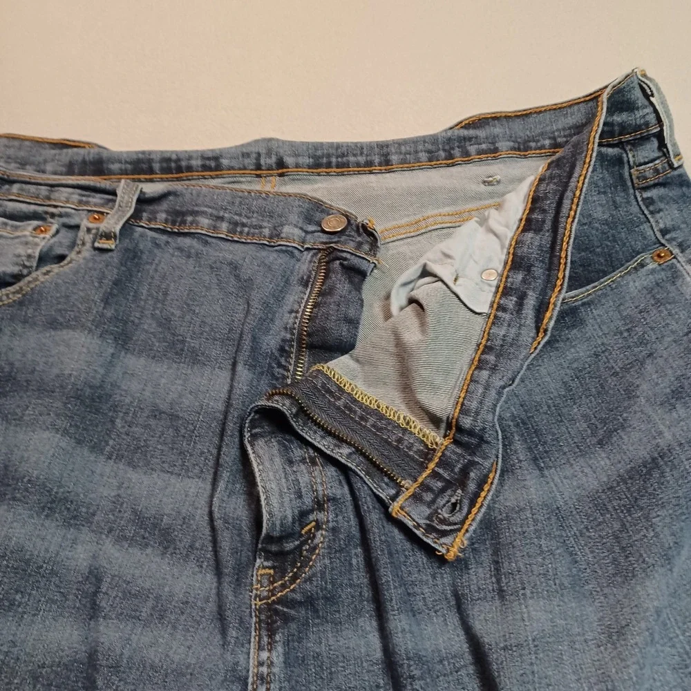 Levis 559‎ Relaxed Straight Jeans Mens 46x32 Blue Medium Wash Denim 559-0482
